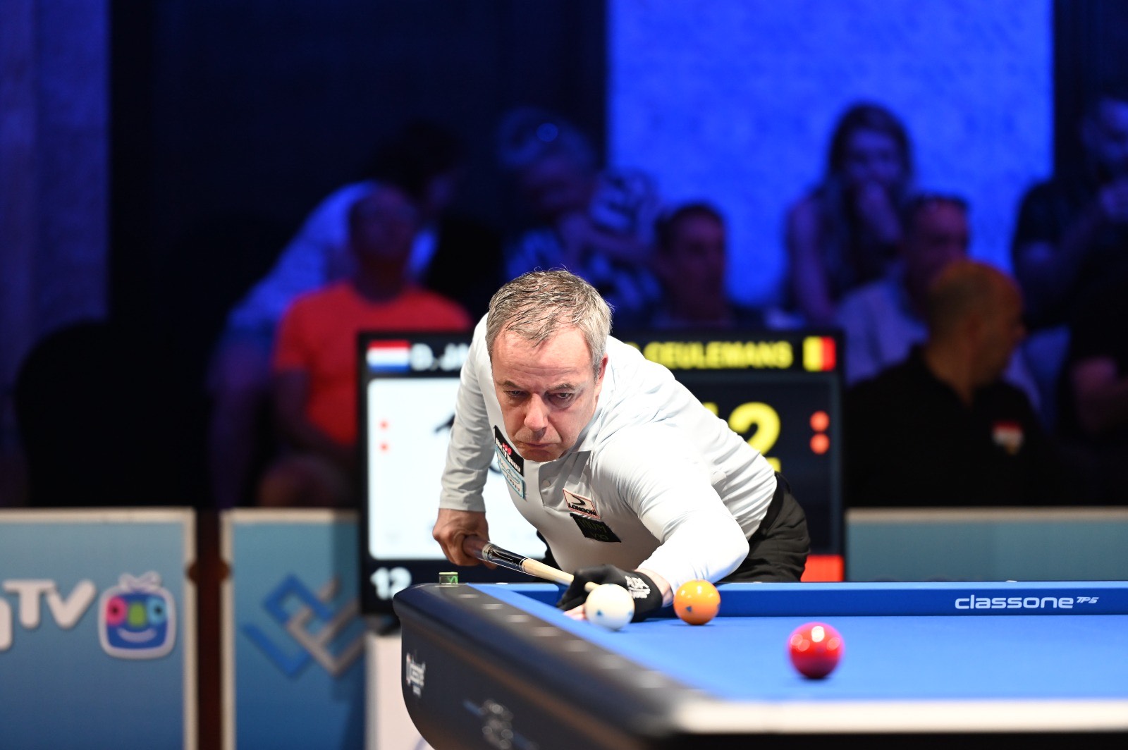 Knbb Dick Jaspers weer enige Nederlander in knock-out fase | KNBB