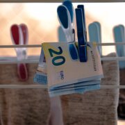 CASH-EUROS-Unsplash-portuguese-gravity-loeHweDtHIc-unsplash_0